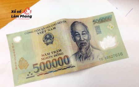 Mơ thấy đàn ông cho 500 nghìn nhưng bạn đánh rơi
