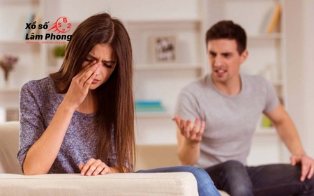 mơ thấy người yêu cũ nói chuyện với mình